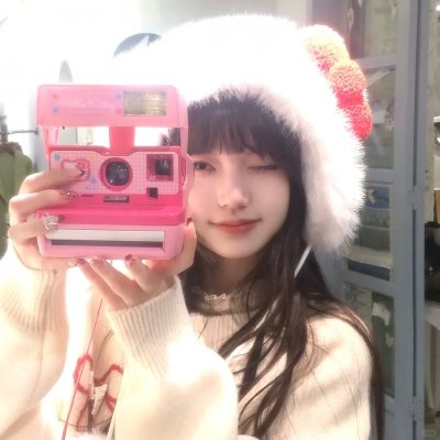眼里余光都是你