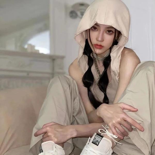 屋顶里的散步者